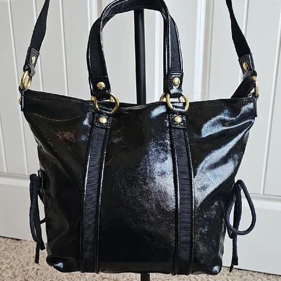 Coach NWOT Poppy Daisy Liquid Leather Tote Shoulder Bag - Picture 7 of 11